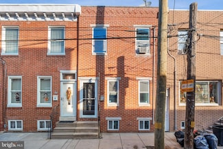149 Pierce St, Philadelphia, PA 19148