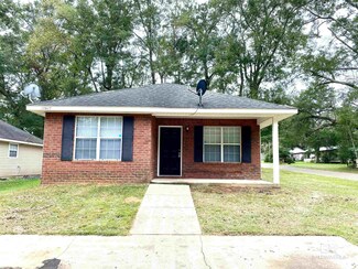 22925 Monroe St, Robertsdale, AL 36567