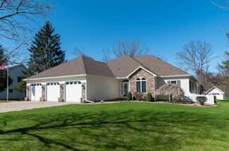 11061 Village Ln, Clinton, MI 49236