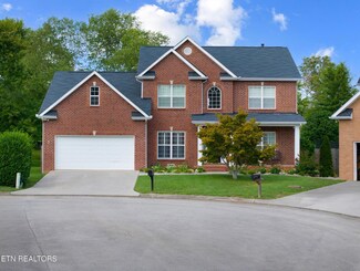 1524 Pathfinder Ln, Knoxville, TN 37932