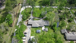1535 Spring Hills Dr, Spring, TX 77386