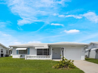 127 Leisureville Blvd, Boynton Beach, FL 33426