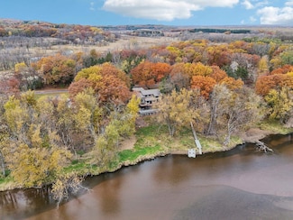 N5620 Thunderbird Rd, Portage, WI 53901