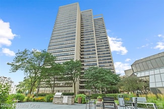 300 Riverfront Dr Unit 24D, Detroit, MI 48226