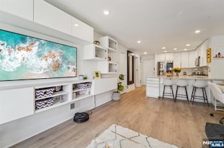 503 Ellery Ct Unit CK503, Edgewater, NJ 07020