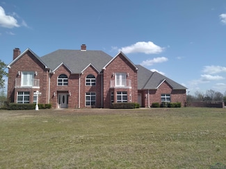 1495 259 S, de Kalb, TX 75559