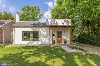 2810 Cheverly Ave, Cheverly, MD 20785