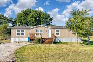 6110 Big Horn Dr, Granbury, TX 76048