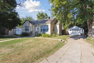 2423 Quincy Cir, Rockford, IL 61103