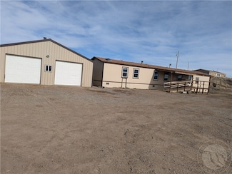 136 Old Divide Rd, Roundup, MT 59072