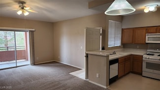 7632 Pacific Hills Ave Unit 204, Las Vegas, NV 89128