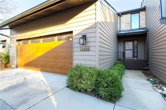 4826 Cedar Dr Unit 88, West Des Moines, IA 50266