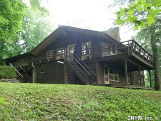 3207 Sentinel Heights Rd, La Fayette, NY 13084