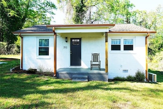 202 S Broad St, Westminster, SC 29693