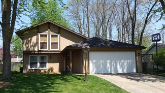 7705 Valley Meadows Dr, Fort Wayne, IN 46815