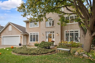 2620 Wexford Ct, New Brighton, MN 55112