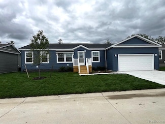 2765 Naples Ct, Lapeer Township, MI 48446