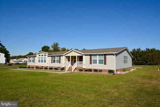 618 Laurel Springs Rd, Hustle, VA 22476