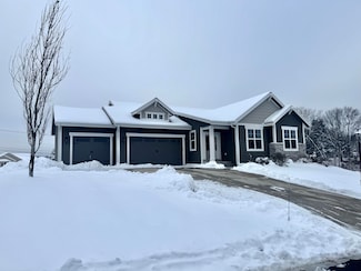 W255S5377 Primrose Ln, Waukesha, WI 53189