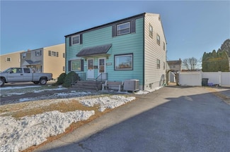 1323 Catasauqua Rd, Bethlehem, PA 18017