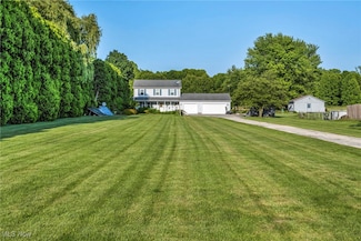 2555 Townline Rd, Madison, OH 44057