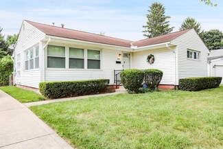 4540 Amesbury Rd, Columbus, OH 43227