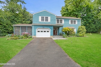 41 Leonard Ave, Riverside, CT 06878