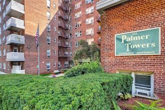 632 Palmer Rd Unit 10B, Yonkers, NY 10701