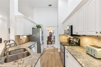 5115 Cedar Springs Dr Unit 201, Naples, FL 34110