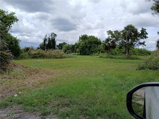 3531 Martin Ct, Fort Myers, FL 33916