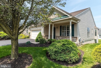 1042 Conway Ct, Warwick, PA 18974