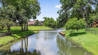 4511 Wickby St, Fulshear, TX 77441