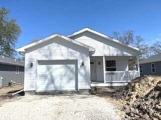 673 N 3rd St, Carbon Hill, IL 60416