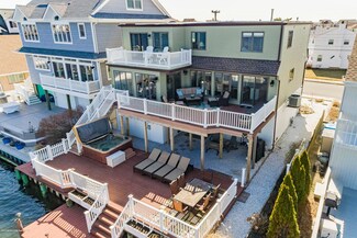 446 Tamiami Dr, Lavallette, NJ 08735