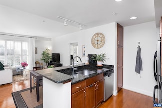 428 Monroe Ln Unit 306, Charlottesville, VA 22903