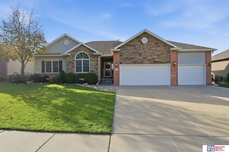 7725 Tropp Ridge Dr, Lincoln, NE 68512