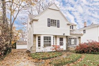 2336 Loyola Rd, University Heights, OH 44118