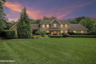 4 White Pines Way, Freehold, NJ 07728