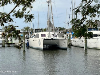 518 Water St Unit C26, Oriental, NC 28571