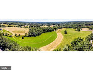 3 Tyler Ln, Villanova, PA 19085