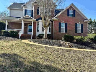 243 Cedar Bluff Dr, Moore, SC 29369