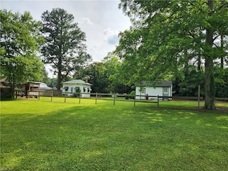 168 N County Dr, Wakefield, VA 23888