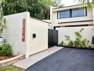 7654 SW 106th Ave, Miami, FL 33173