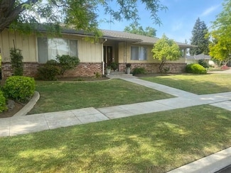 1739 W Fremont Ave, Fresno, CA 93711