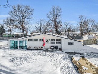 5606 N Woodland Ave, Kansas City, MO 64118
