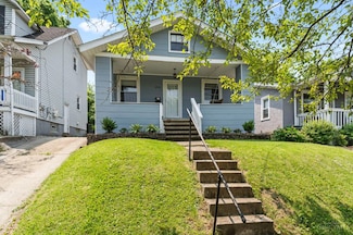 3915 Oakpark Place, Cincinnati, OH 45209