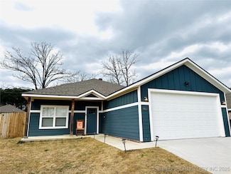 967 S Snyder Springs Loop, Watts, OK 74964