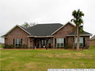 307 Benjamin St, New Roads, LA 70760