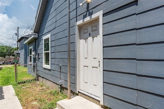 2801 Virginia St Unit B, Baytown, TX 77520