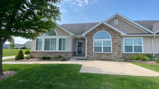 5225 E 109th Place, Crown Point, IN 46307